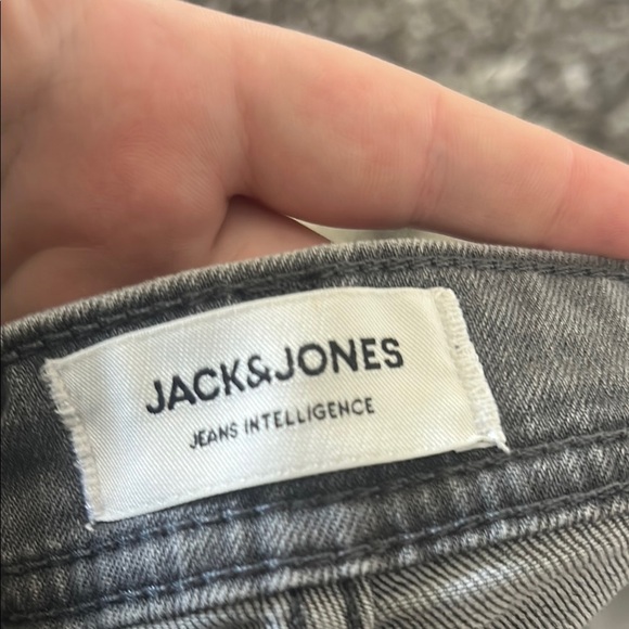 Jack & Jones Charcoal Comfort Mike Jeans - Picture 2 of 9